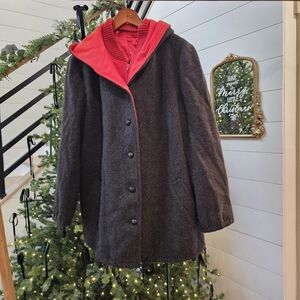Women's Wool Gray Coat with Red Lining Sz L